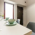 Cosy & Quiet Hideout 아파트 *
